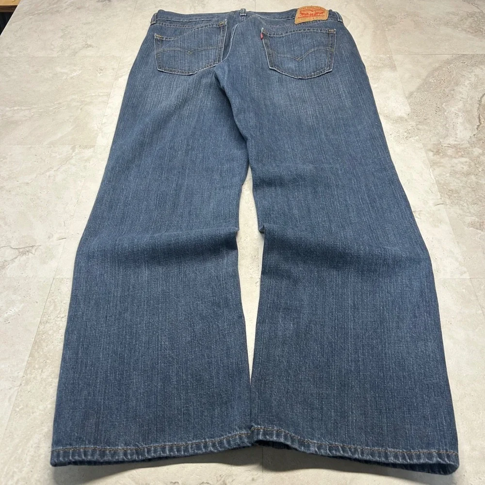 Levi's 559 Relaxed Straight Jeans Medium Wash Mens 36x32 Blue Denim Classic